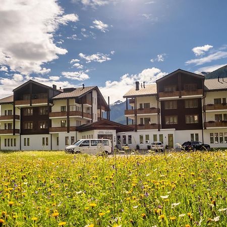 Hotel Hubertus Obergesteln Luaran gambar