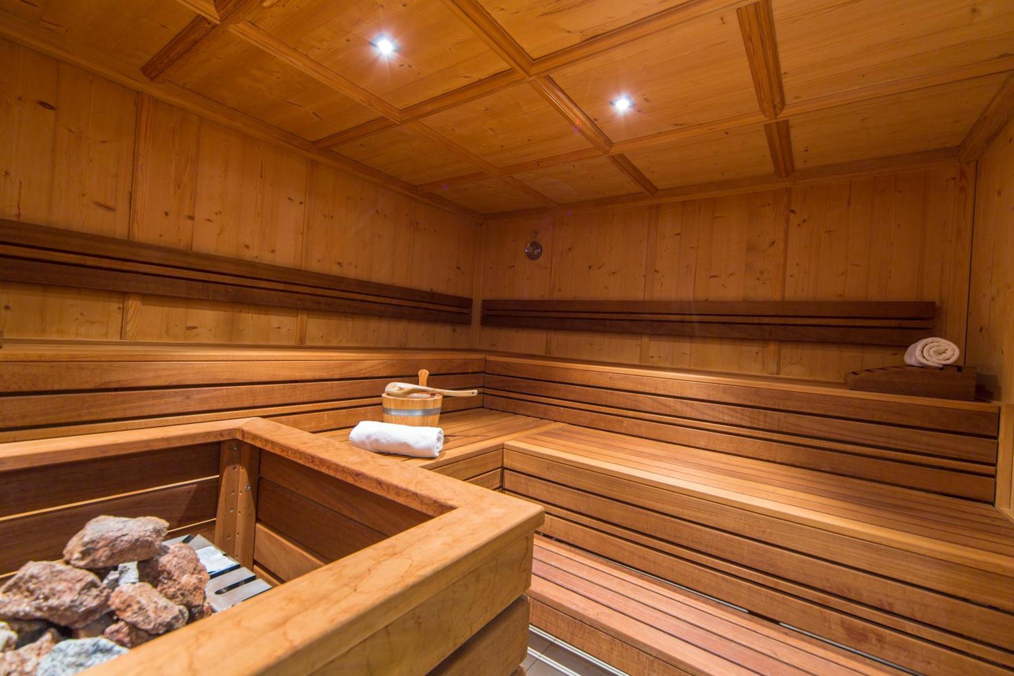 Hotel Hubertus Obergesteln Luaran gambar